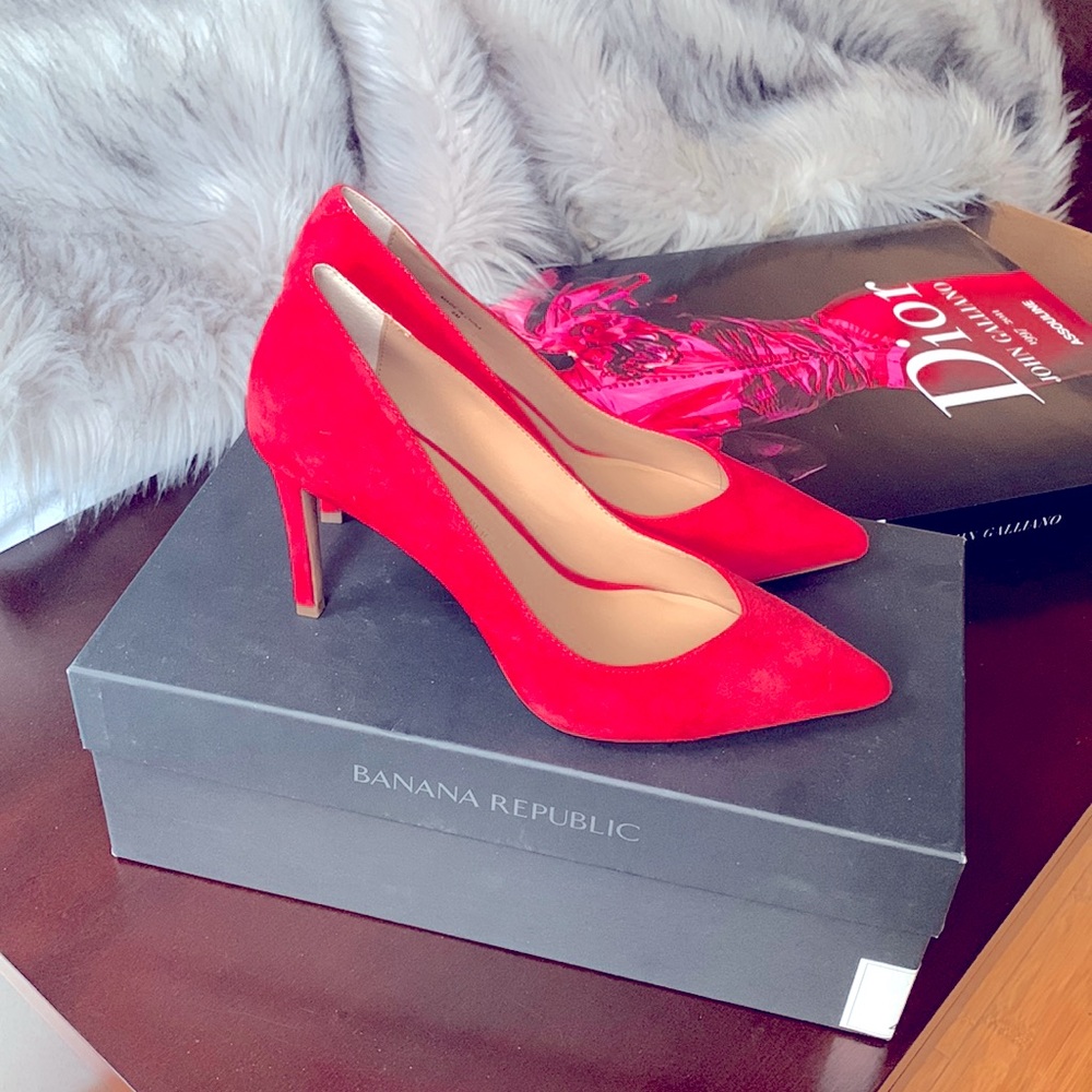 Banana Republic Red Madison Heel